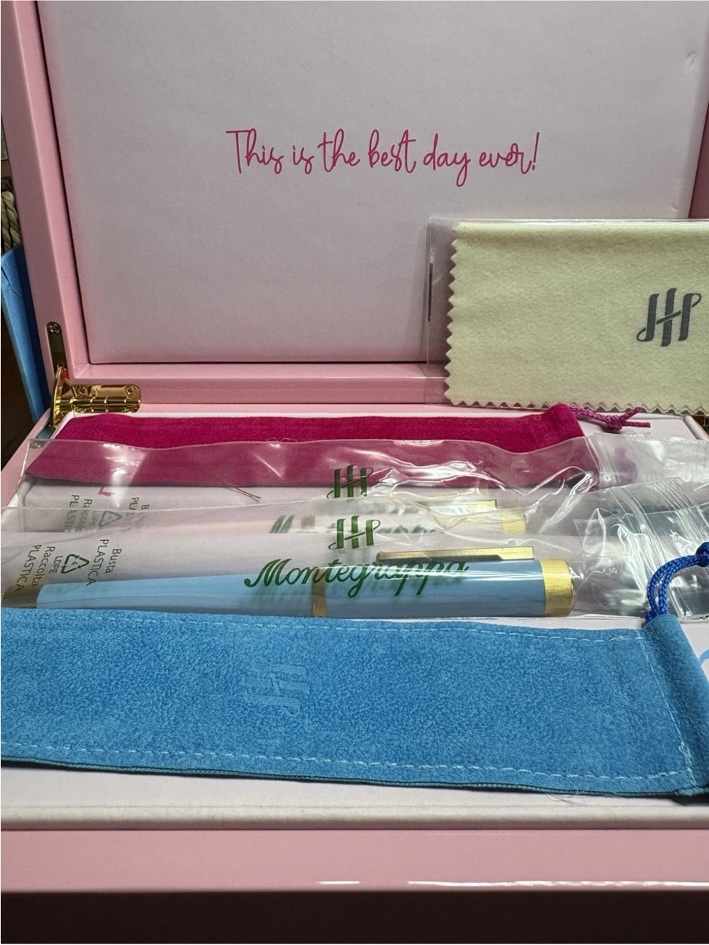 Montegrappa Barbie & Ken Limited Edition Fountain Pen Set 14K Gold Nib New